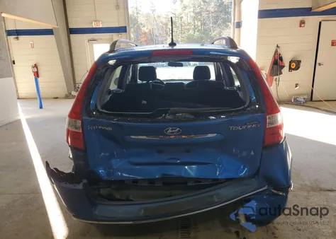 2010 Hyundai Elantra Touring Gls from USA, damaged, VIN KMHDC8AE2AU072373